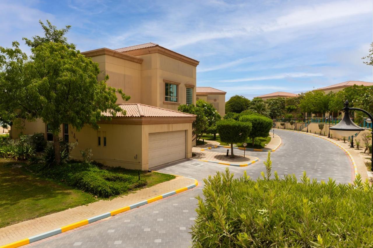 Al Raha Beach Resort & Spa Abu Dhabi Exterior foto